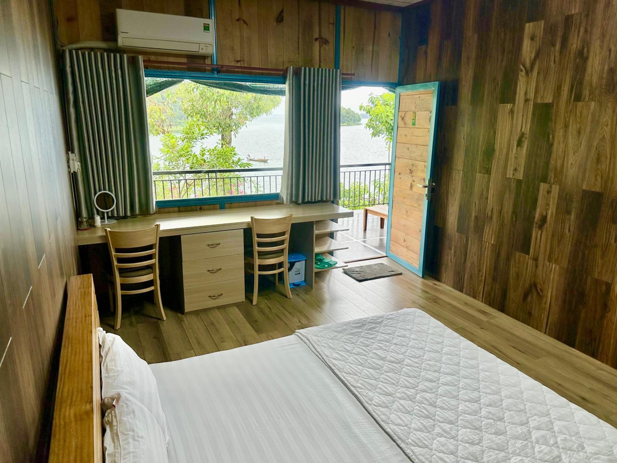 Ben Ho Homestay Xa Gia Tan Exterior foto